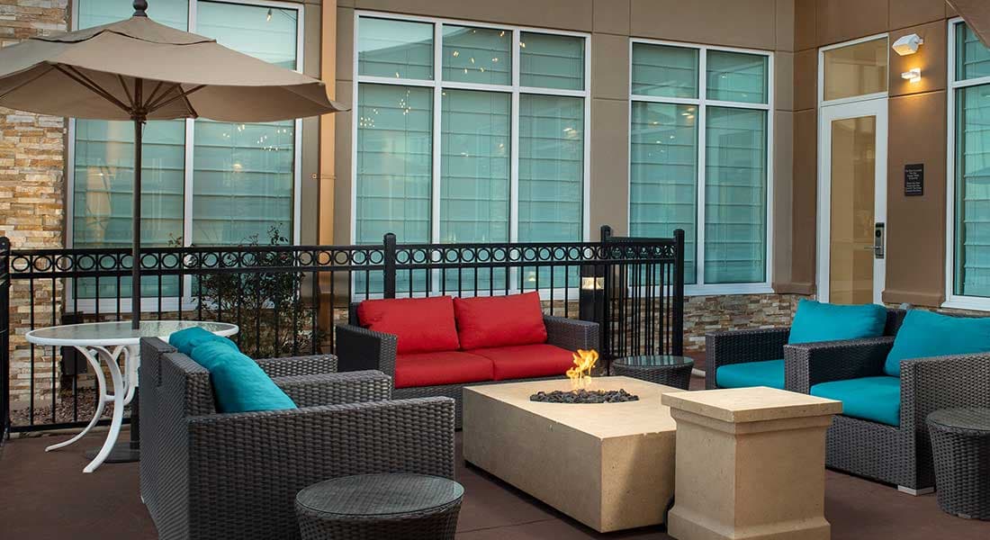 Hilton Garden Inn - Image 2