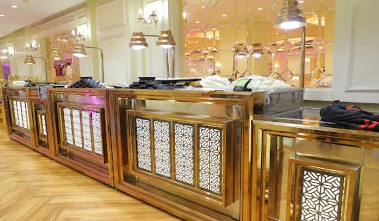 The Gracious Banquets - Image 2