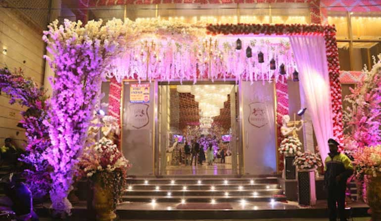 The Royalens - Image 2