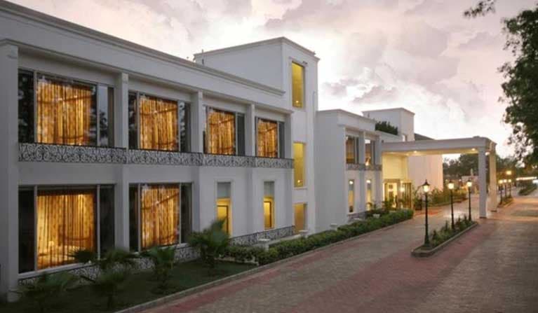 Country Inn & Suites By Radisson - Image 1