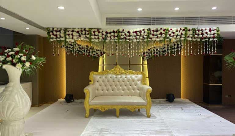 Raunak Banquets - Image 1
