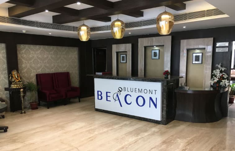 Bluemont Beacon Hotel - Image 1