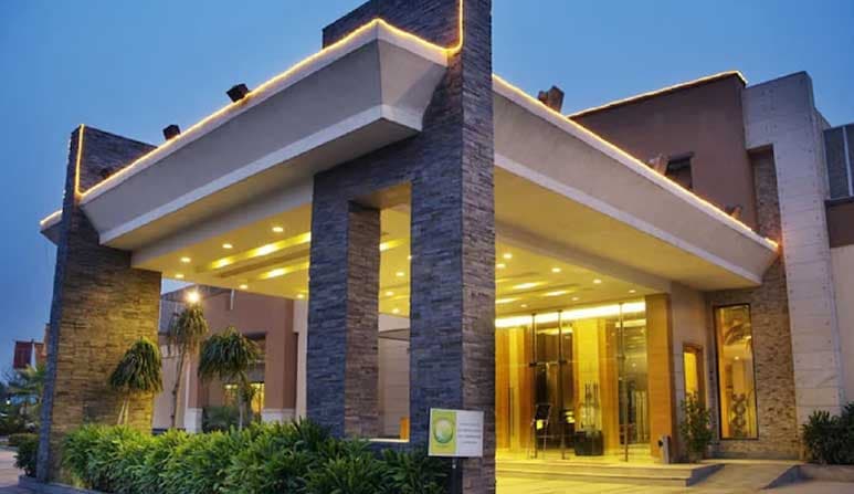 Tivoli Grand Resort Hotel - Image 1