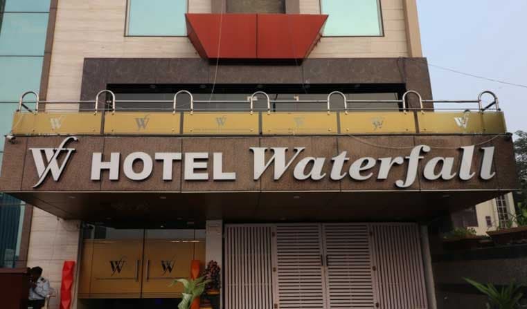 Hotel Waterfall - Image 1