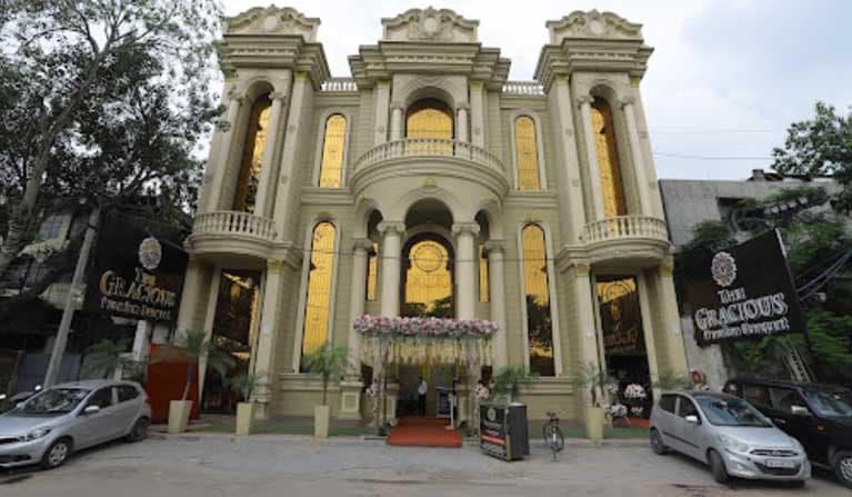 The Gracious Banquets - Image 1