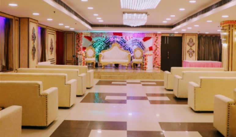 Silver Grand Banquet - Image 2