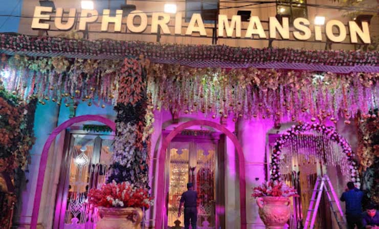 Euphoria Mansion Banquet - Image 1
