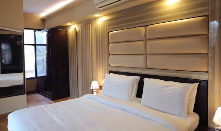 Hotel Palm Grand - Image 2