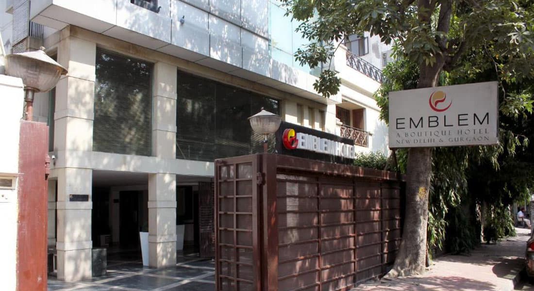 Emblem Hotel - Image 1