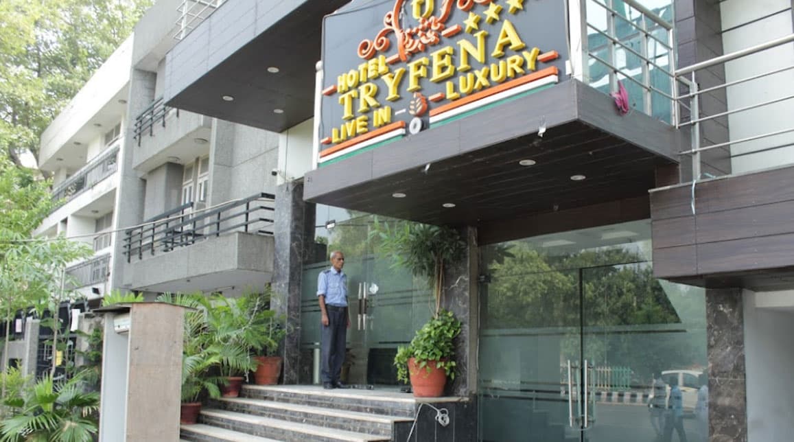 Hotel Tryfena - Image 2