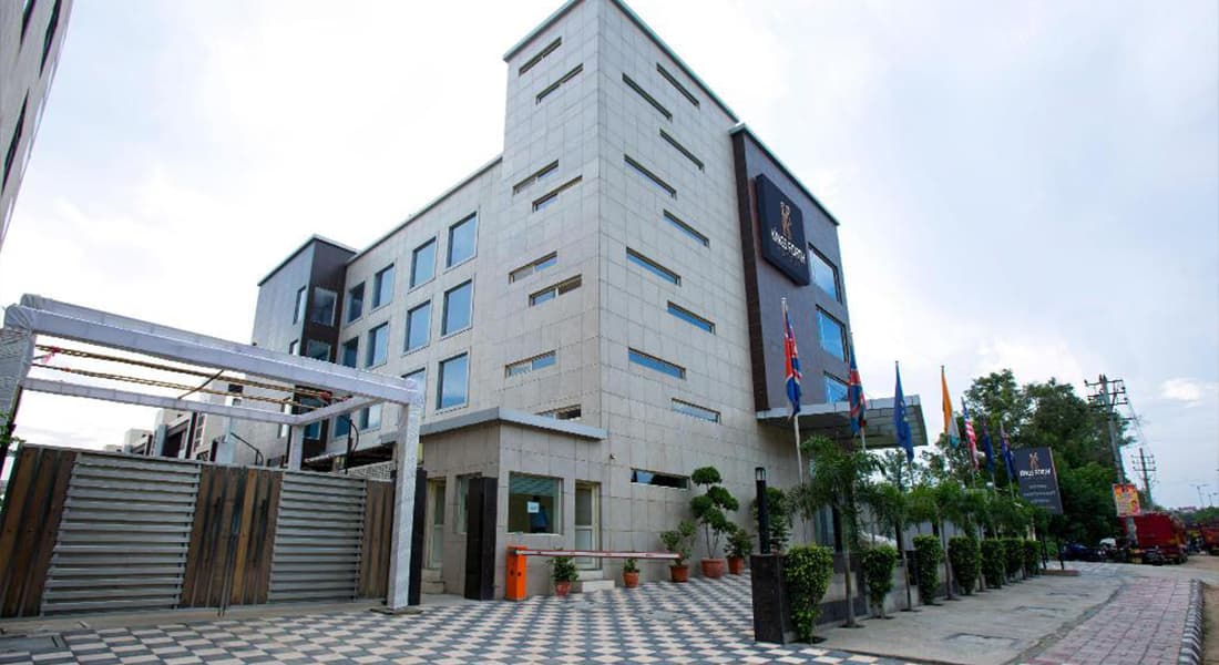 Kings Forth Hotels - Image 1