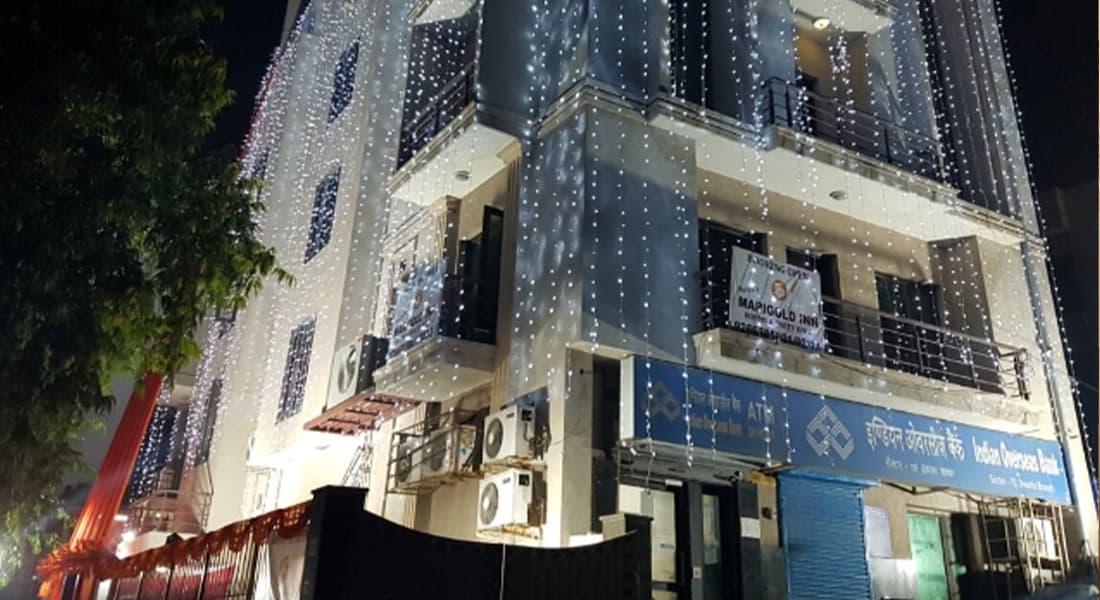 Hotel Marigold - Image 1