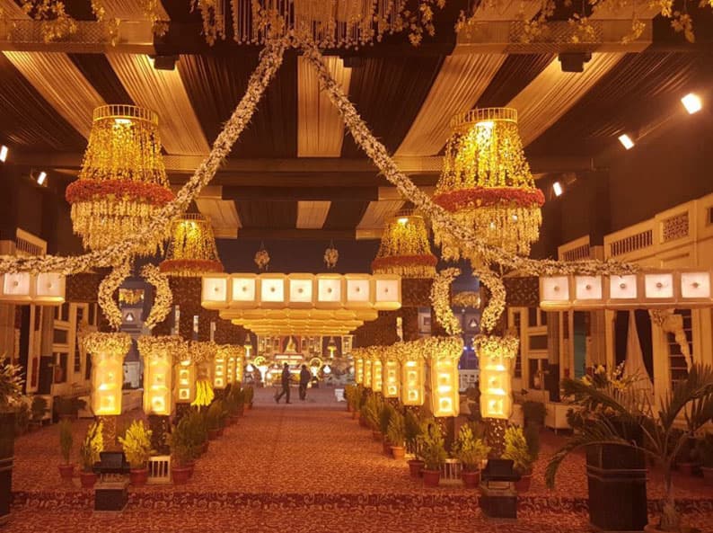 Golden Pandal By Shakti Tent And Decorators - Image 2