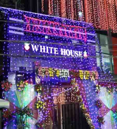 White House Party Palace - Image 1