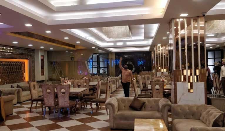 Invitee Banquet - Image 2