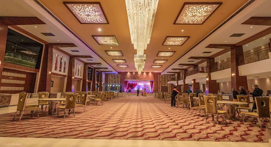 Classic Elegance - Image 2