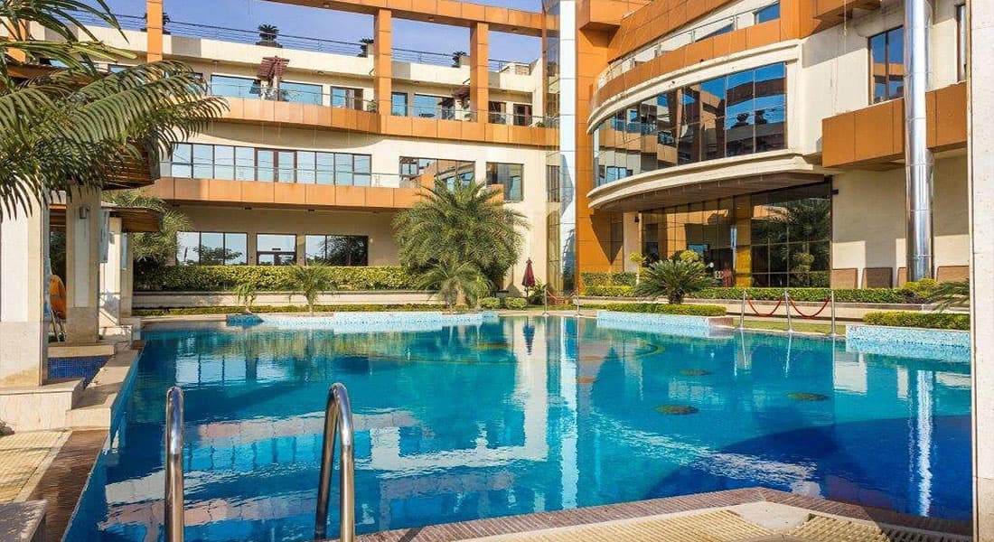 Club Florence - Image 2