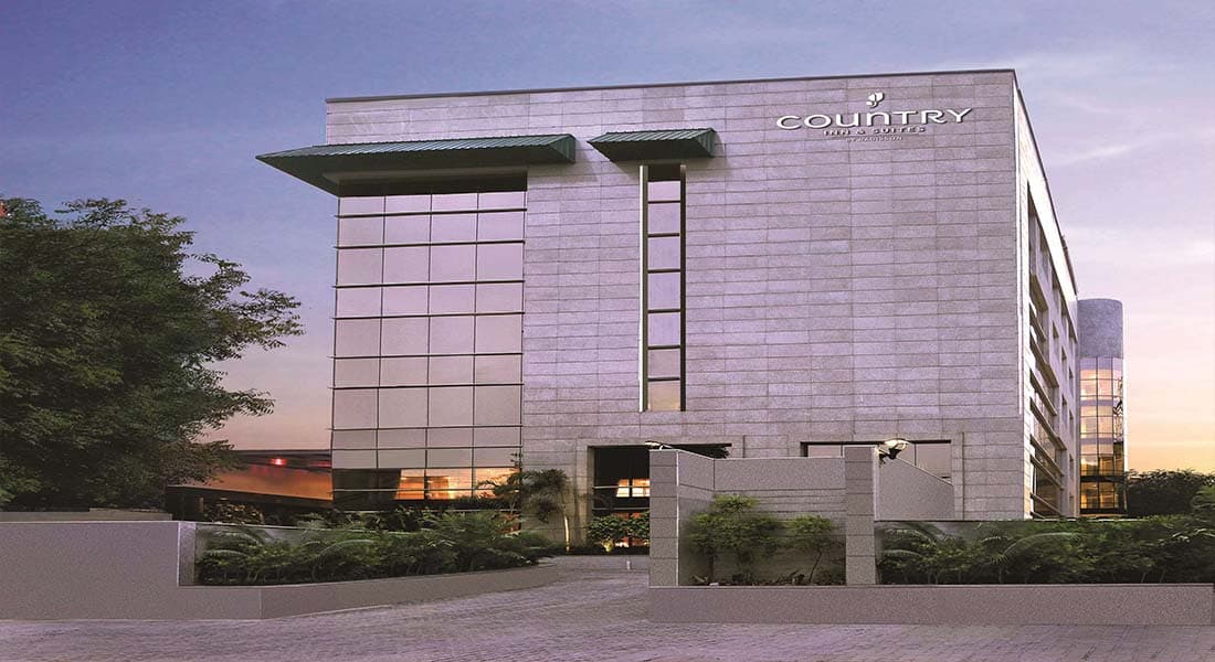 Country Inn & Suites by Radisson - Image 1