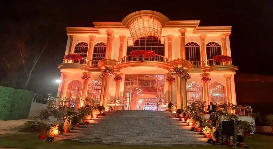 Stellar Resorts - Image 1