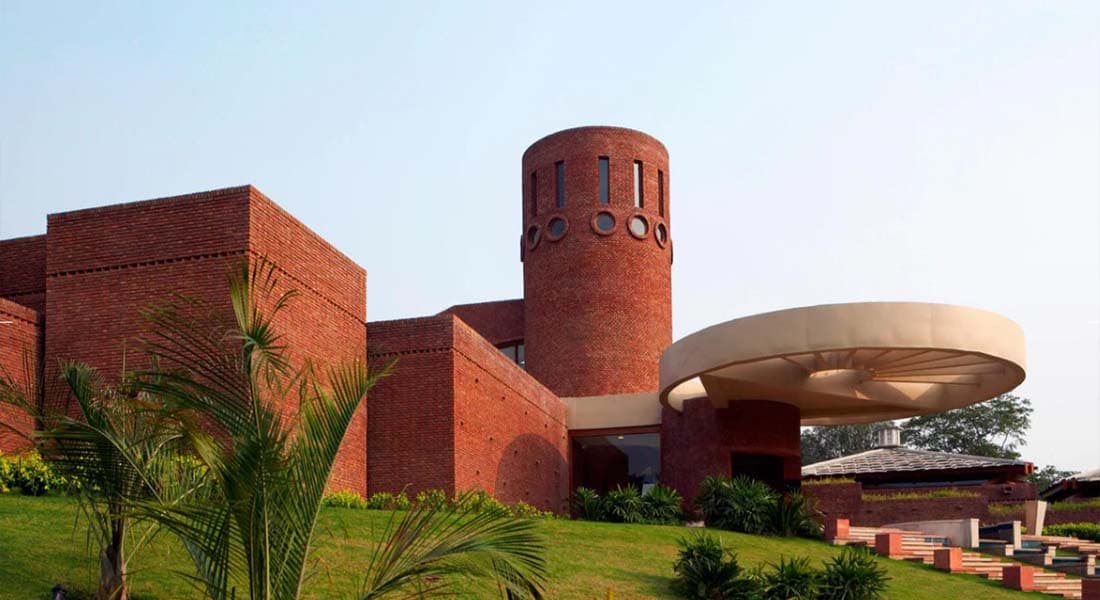 The Westin Sohna Resort & Spa - Image 1