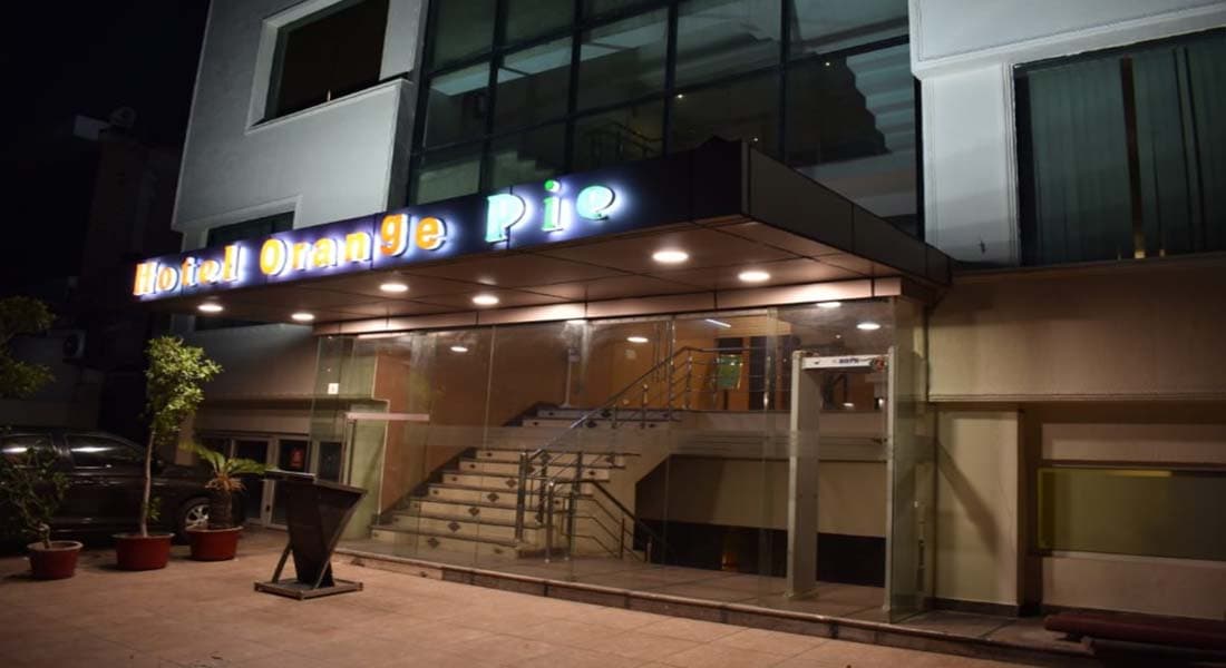 Hotel Orange Pie - Image 1