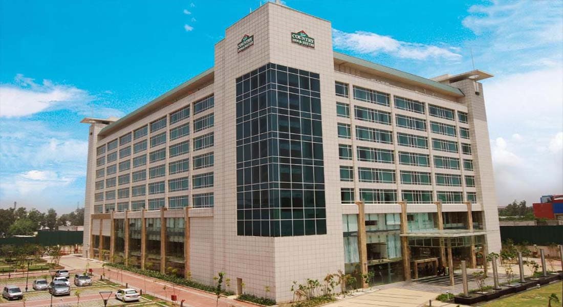 Country Inn & Suites by Radisson - Image 1