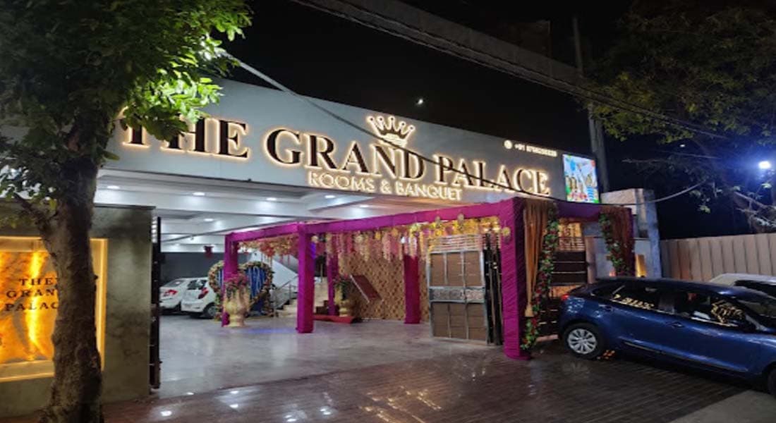 The Grand Palace - Image 1