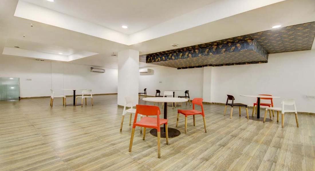 The Kings Plaza - Image 2