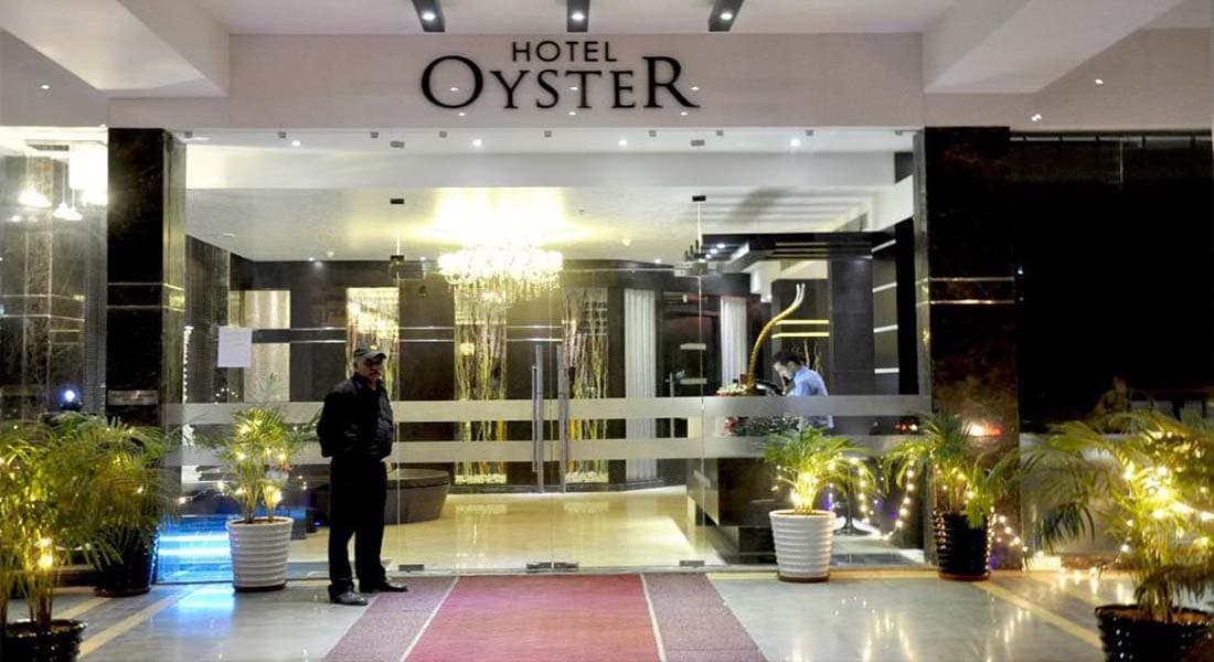 Hotel Oyster - Image 1