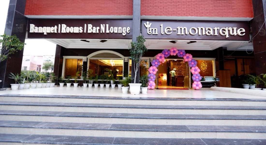 Hotel Le Monarque - Image 1