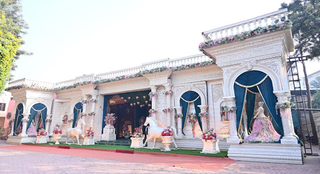 Oasis Banquet - Image 1