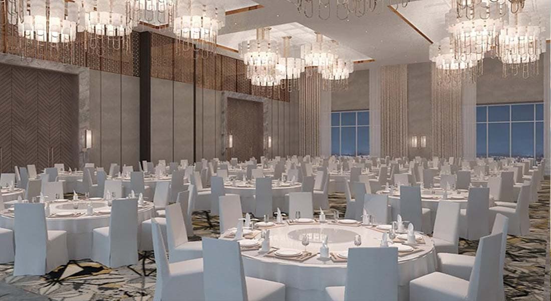 Holiday Inn - Image 2