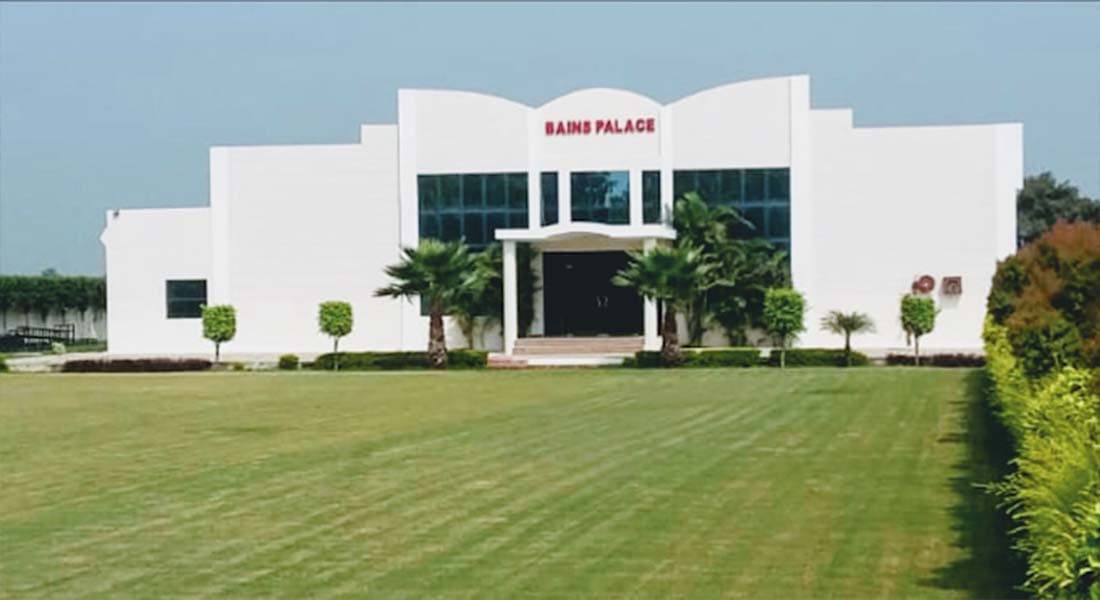 Bains palace - Image 1